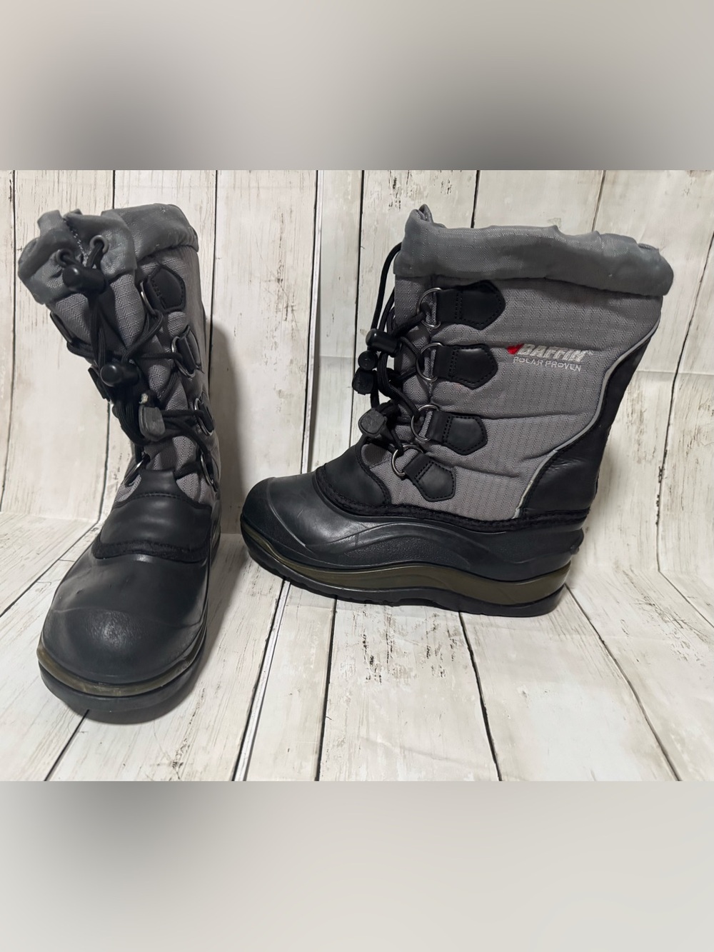 Baffin Gray and Black Cold-Weather Snow Boots